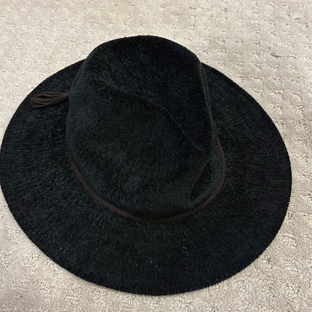 Altar’s state trendy hat